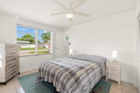 214 NE 28th Road, Boca Raton FL - photo 14 of 45