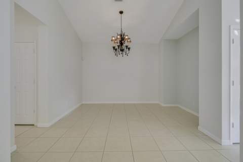 4519 SE Bridgetown Court, Stuart FL - photo 11 of 49