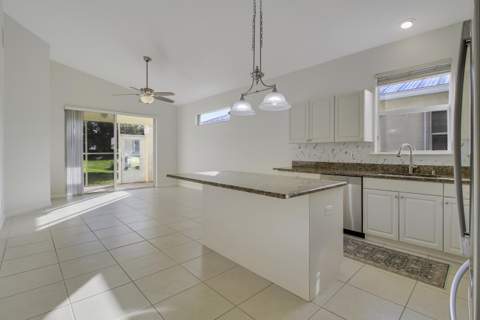 4519 SE Bridgetown Court, Stuart FL - photo 15 of 49