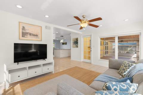 214 NE 28th Road, Boca Raton FL - photo 6 of 45