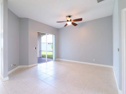 615 NE Canoe Park Circle, Port St. Lucie FL - photo 8 of 56