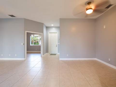 615 NE Canoe Park Circle, Port St. Lucie FL - photo 6 of 56