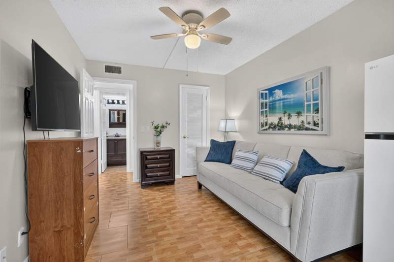2 bedroom Condominium at 324 Chatham P #324, Chatham Condos, West Palm Beach — photo 5