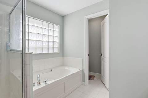 375 Berenger Walk, Royal Palm Beach FL - photo 19 of 32