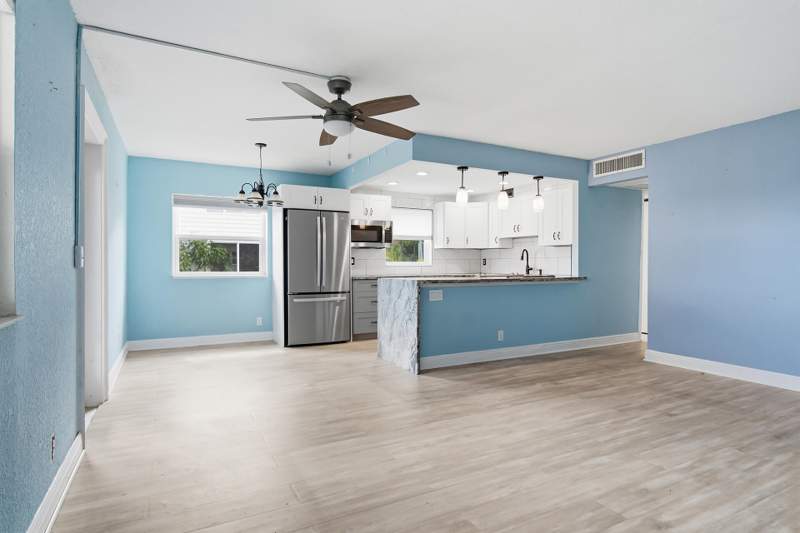 2 bedroom Condominium at 220 Tuscany D, Kings Point Tuscany Condos, Delray Beach — photo 2