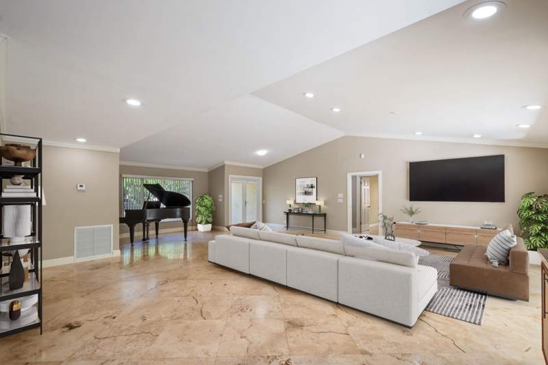 4 bedroom Single Family Residence at 1340 NW 97th Avenue, Jacaranda Lakes Section Five, Plantation — photo 5