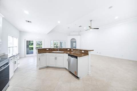 11289 NW 65th Manor, Parkland FL - photo 10 of 72