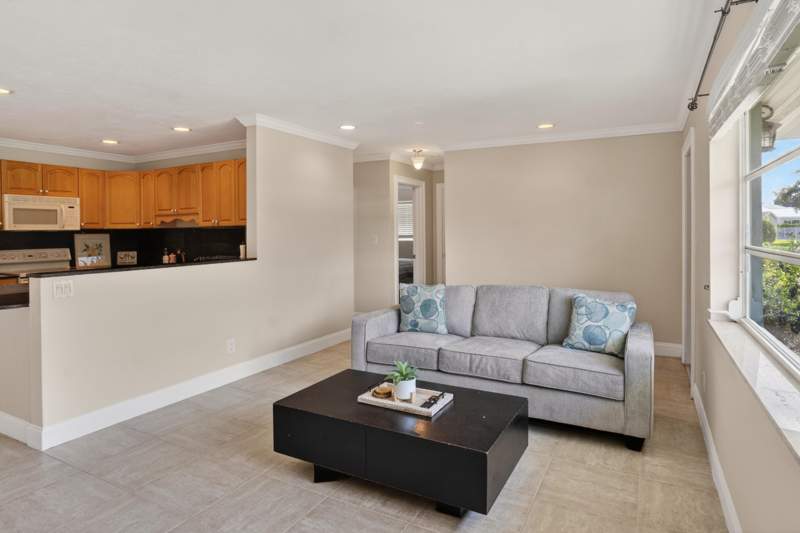 2 bedroom Single Family Residence at 760 Cinnamon Road, North Palm Beach Village Of 4, North Palm Beach — photo 4