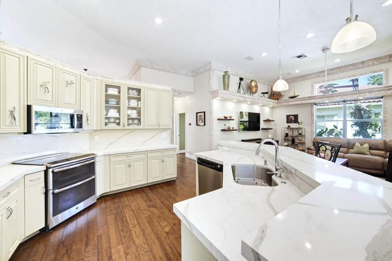4 bedroom Single Family Residence at 1051 NW 121st Terrace, The Isles, Coral Springs — photo 4