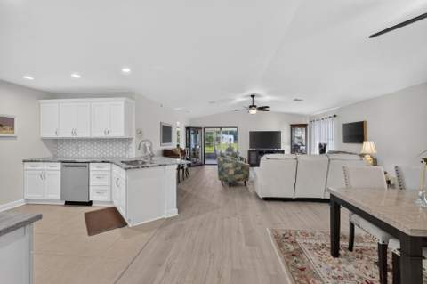1 Ecuador Way, Fort Pierce FL - photo 12 of 32
