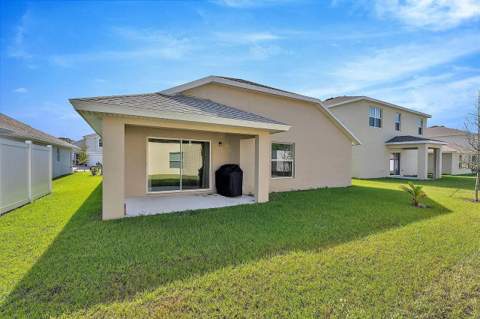 9728 Starboard Drive, Fort Pierce FL - photo 10 of 34