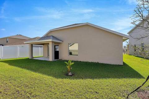 9728 Starboard Drive, Fort Pierce FL - photo 11 of 34