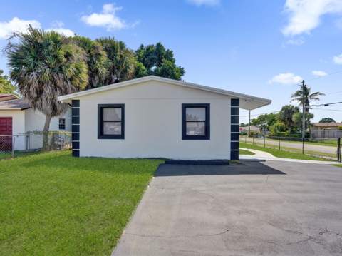 1259 W 26th Street, West Palm Beach FL - photo 10 of 38