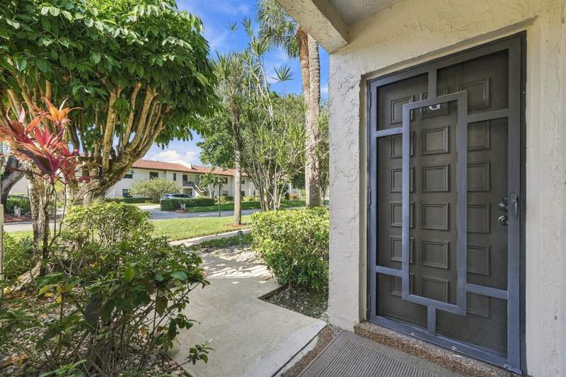 2 bedroom Condominium at 21364 Cypress Hammock Drive #1G, Cypresses Of Boca Lago Condo, Boca Raton — photo 2