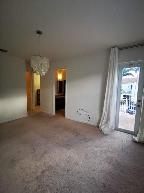 5011 NW 15th Terrace, Boca Raton FL - photo 6 of 16