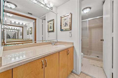 405 Liberty Court #405, Deerfield Beach FL - photo 21 of 48