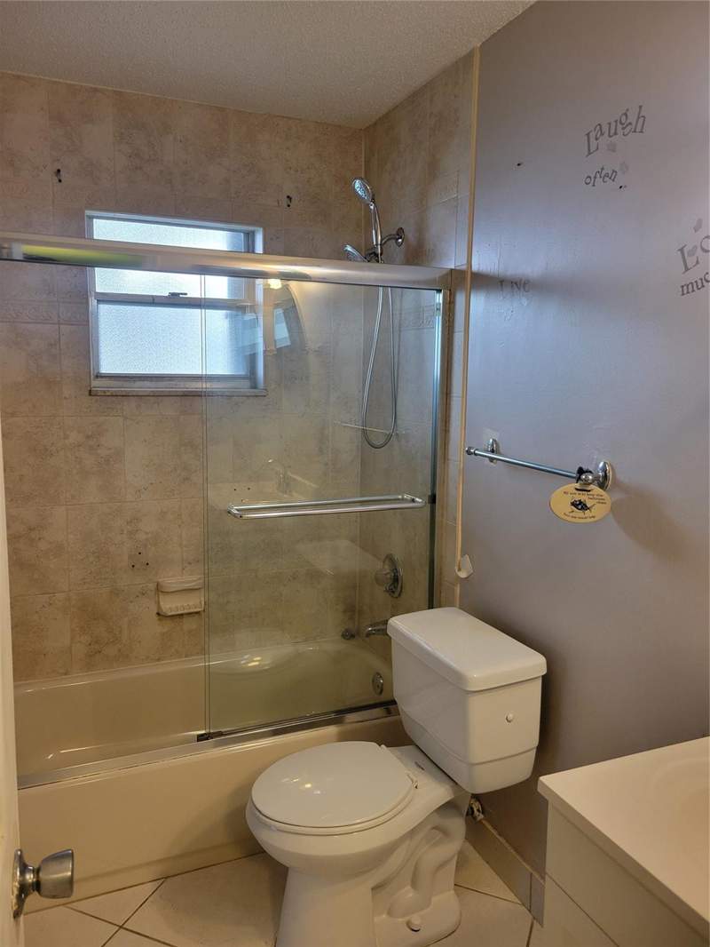2 bedroom Single Family Residence at 1170 NW 90th Avenue, Lauderdale West 3 Sec, Plantation — photo 5