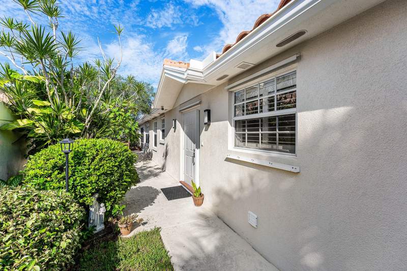 2 bedroom Villa at 2689 Livingston Lane, Riverwalk 4, West Palm Beach — photo 4