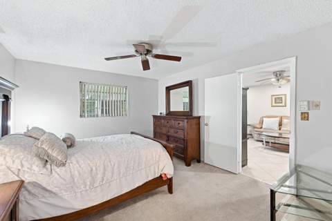 4000 NW 44th Avenue #208, Lauderdale Lakes FL - photo 14 of 48