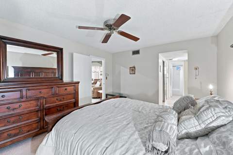 4000 NW 44th Avenue #208, Lauderdale Lakes FL - photo 15 of 48