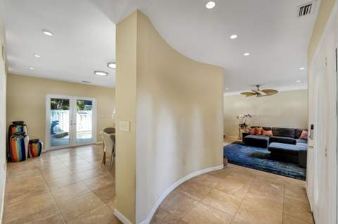 2314 Desota Drive, Fort Lauderdale FL - photo 6 of 54