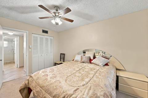 4000 NW 44th Avenue #208, Lauderdale Lakes FL - photo 19 of 48