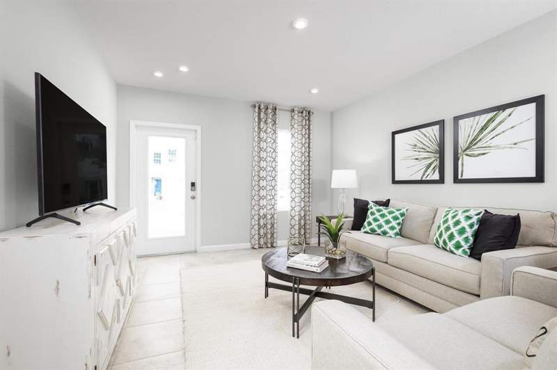 3 bedroom Townhouse at 160 Savannah Lakes Boulevard, Savannah Lakes Paired Villas, Fort Pierce — photo 2