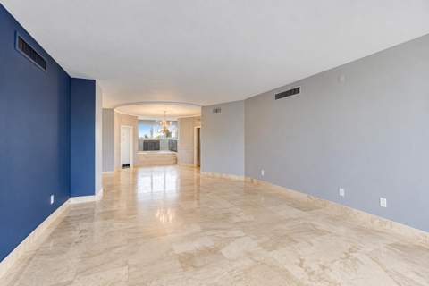 333 Sunset Drive #207, Fort Lauderdale FL - photo 8 of 41