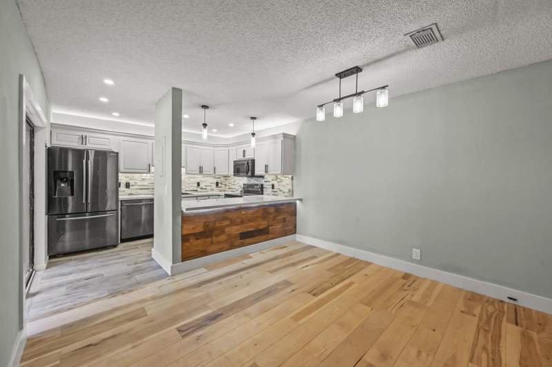 2 bedroom Townhouse at 301 Miramar Lane #C1, Miramar Townhomes, Palm Beach Gardens — photo 4