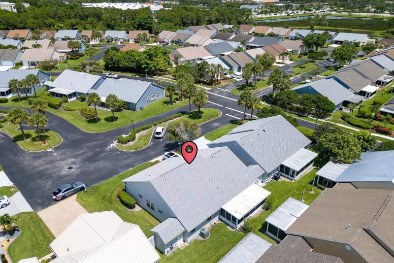 2 bedroom Single Family Residence at 432 NW Sherry Lane, Kings Isle Phase Iia, Port St. Lucie — photo 2