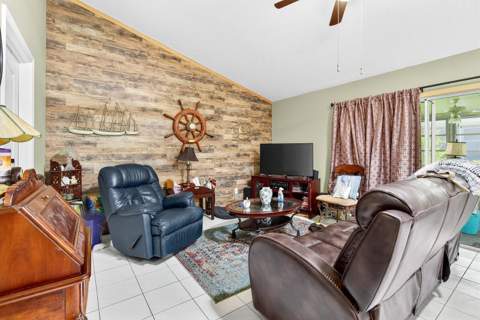 432 NW Sherry Lane, Port St. Lucie FL - photo 7 of 21