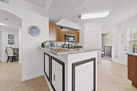 140 SW Peacock Boulevard #21-103, Port St. Lucie FL - photo 10 of 39