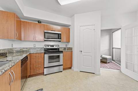 140 SW Peacock Boulevard #21-103, Port St. Lucie FL - photo 12 of 39