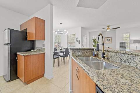 140 SW Peacock Boulevard #21-103, Port St. Lucie FL - photo 13 of 39