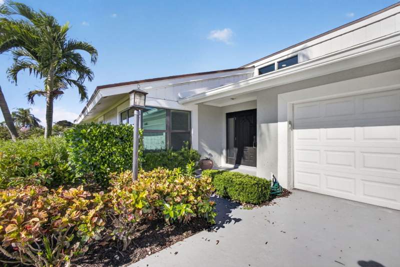2 bedroom Single Family Residence at 13504 Crosspointe Drive, Eastpointe Country Club 8, Palm Beach Gardens — photo 3