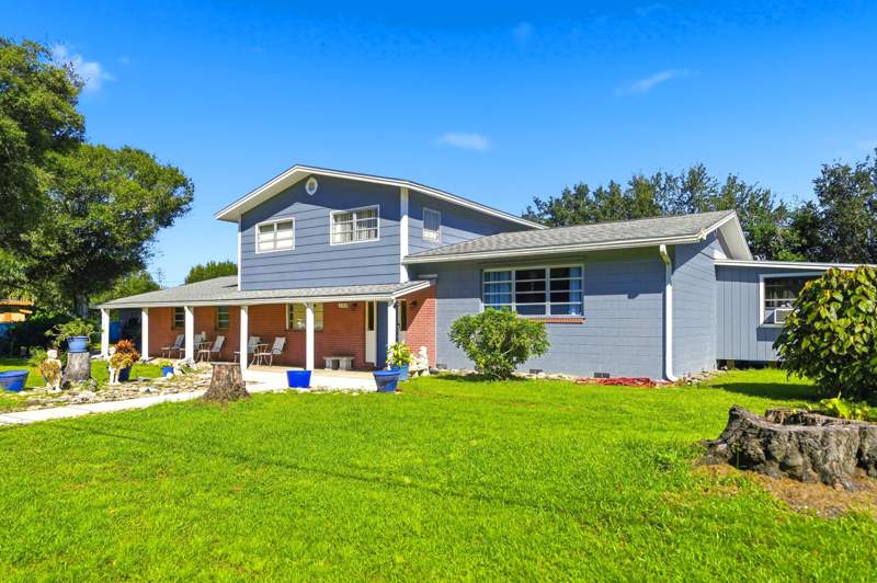 4 bedroom Single Family Residence at 3306 Meadow Lane, Fort Pierce, Fort Pierce — photo 2
