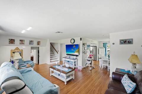 3306 Meadow Lane, Fort Pierce FL - photo 10 of 73