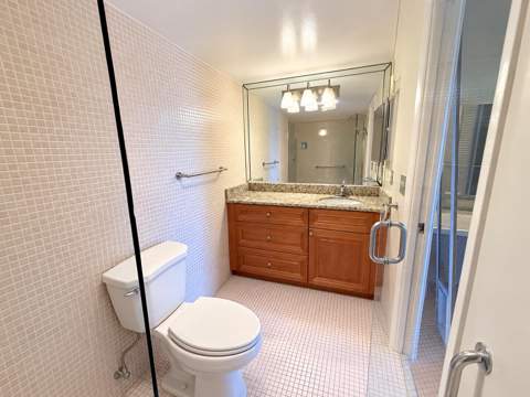 1427 E Hillsboro Boulevard #Apt 528, Deerfield Beach FL - photo 11 of 40