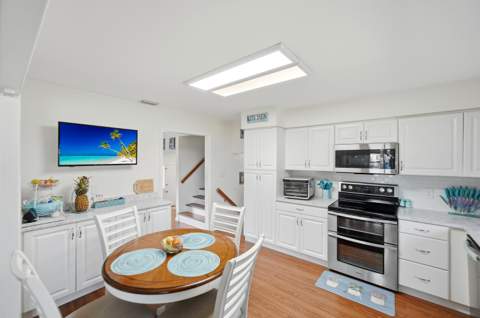 3306 Meadow Lane, Fort Pierce FL - photo 13 of 73
