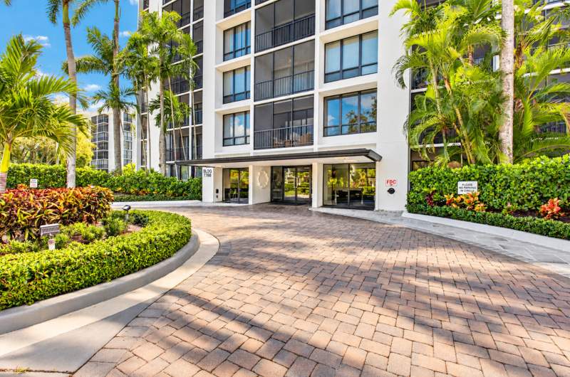 2 bedroom Condominium at 7786 Lakeside Boulevard #614, Lakewood Midrise Condo, Boca Raton — photo 4