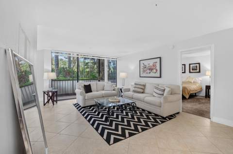 7786 Lakeside Boulevard #614, Boca Raton FL - photo 10 of 65
