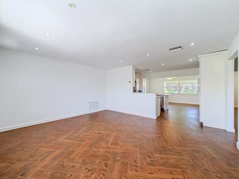 813 SW 5th Court, Boynton Beach FL - photo 18 of 54