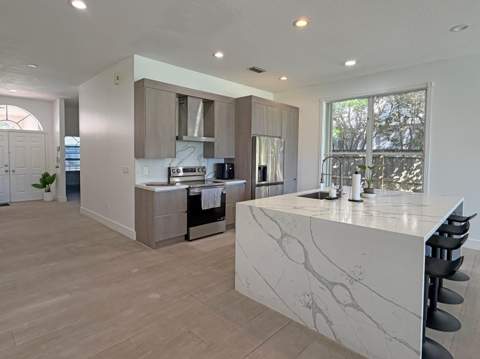 7649 Eagle Point Drive, Delray Beach FL - photo 6 of 21