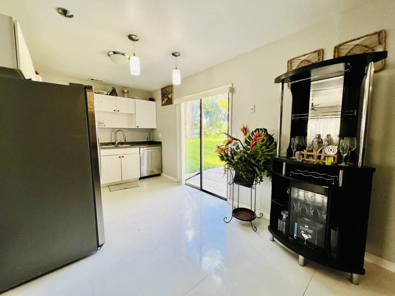 3 bedroom Single Family Residence at 1475 SE Grapeland Avenue, South Port St Lucie Unit 5, Port St. Lucie — photo 4