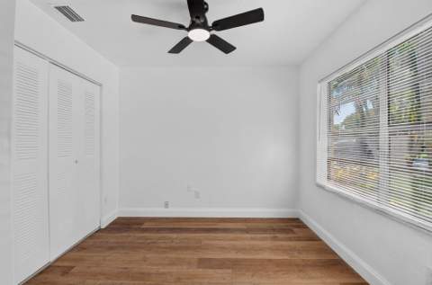 1323 Summit Run Circle, West Palm Beach FL - photo 7 of 59