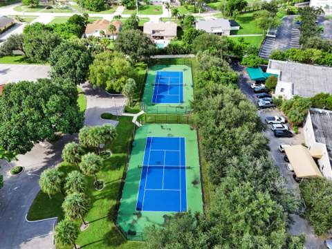300 Palmwood Place #P206, Boca Raton FL - photo 6 of 35