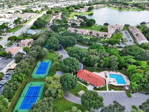 300 Palmwood Place #P206, Boca Raton FL - photo 8 of 35