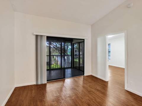 300 Palmwood Place #P206, Boca Raton FL - photo 13 of 35