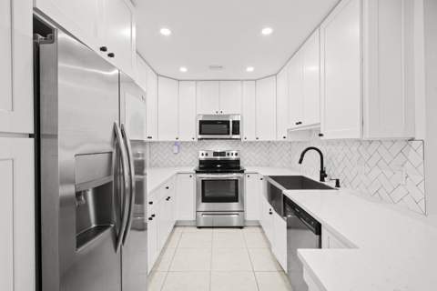 119 NE 19th Court #G216, Wilton Manors FL - photo 7 of 34