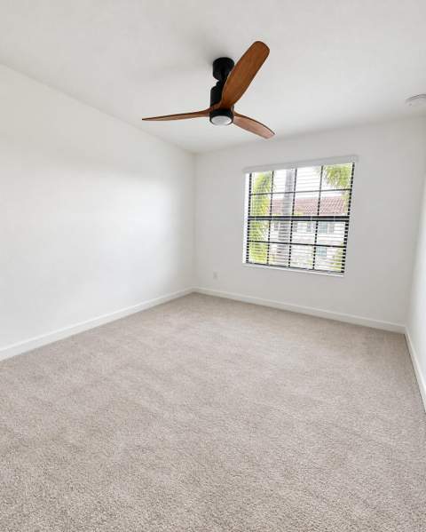 5075 Genove Place, Riviera Beach FL - photo 8 of 18